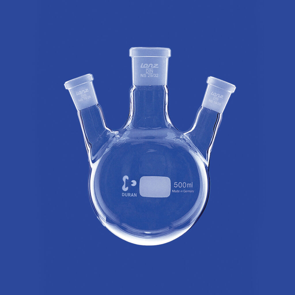 Dreihals-Rundkolben, Seitenhälse schräg