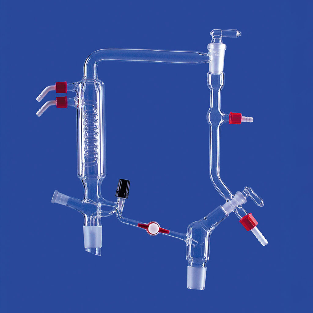Kolonnenköpfe mit Ventilhahn