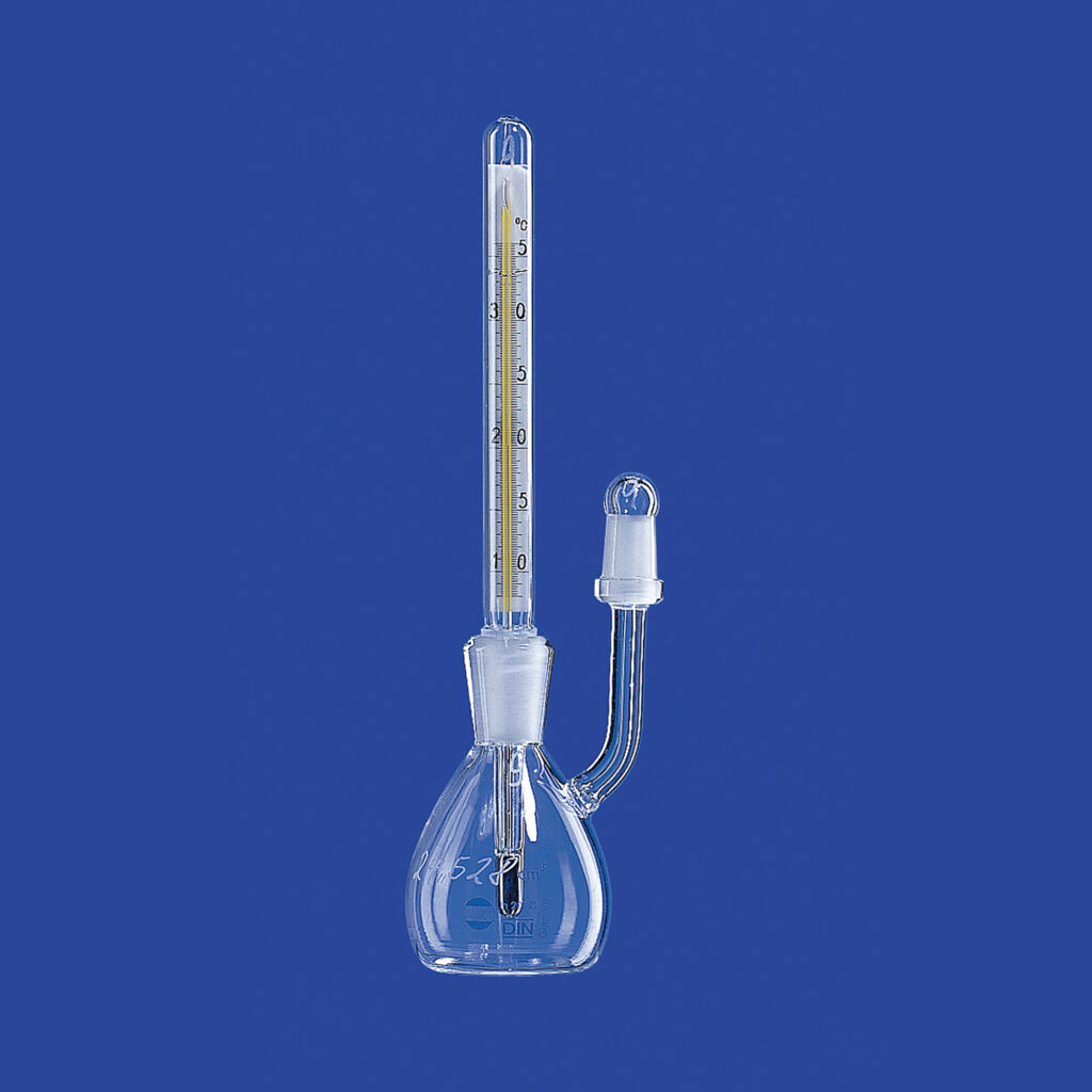 Pyknometer nach Gay-Lussac justiert, mit Thermometer und Seitenkapillare