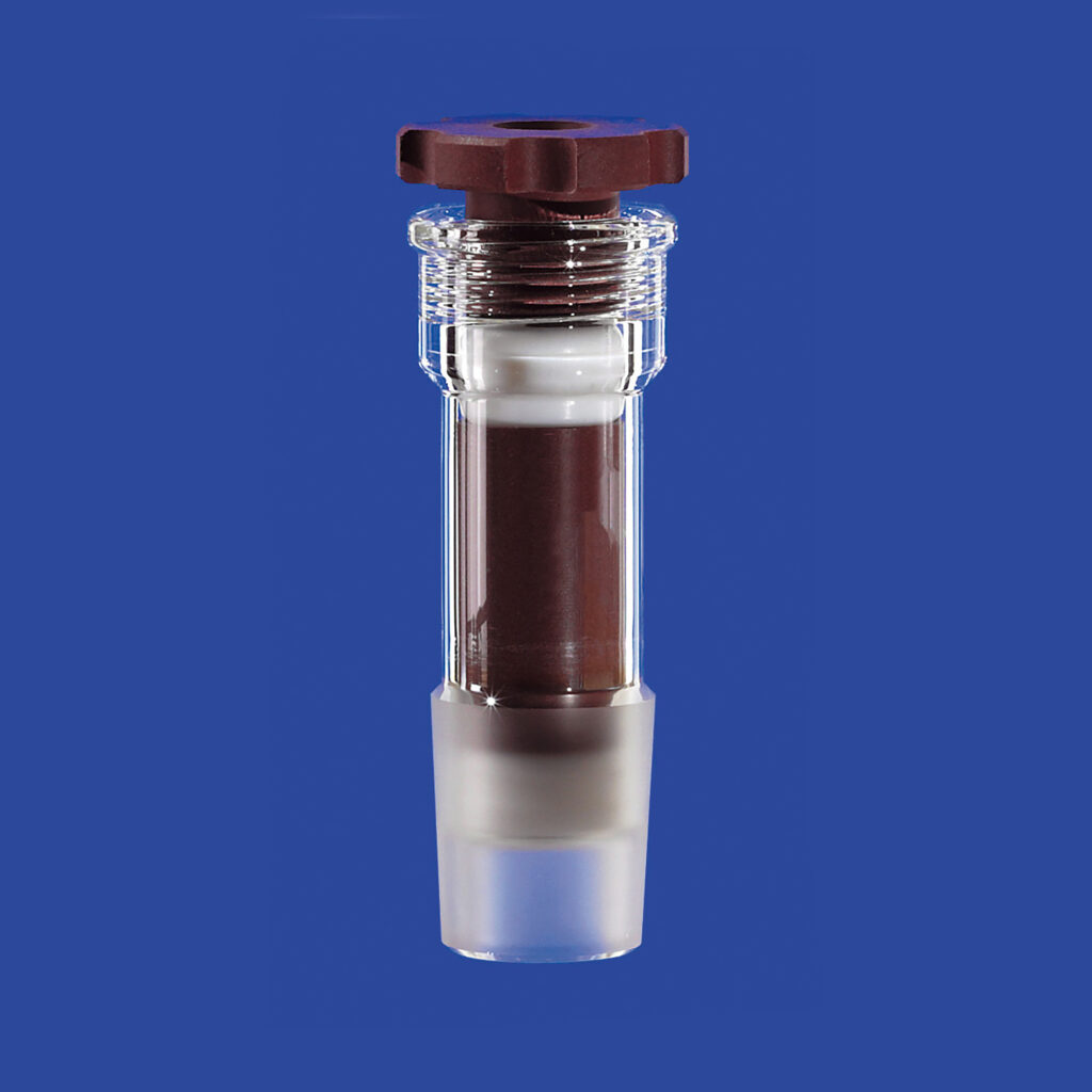 Stirrer bearings with dynamic double seal