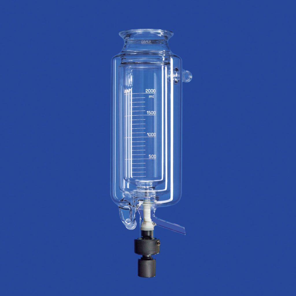 Reaktionsgefäße, zylindrisch, mit Temperier- und Vakuummantel und Entleerungsventil